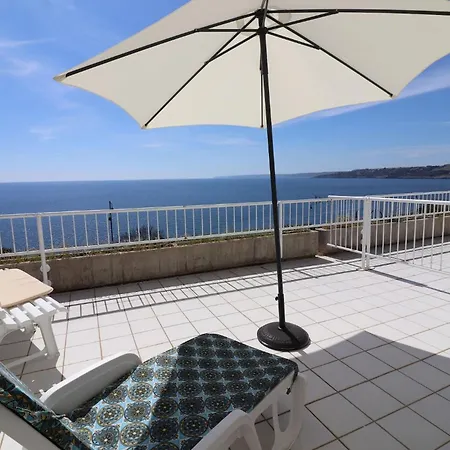 Apartmán Casa Nisea Modern Two-level With Sea View In *