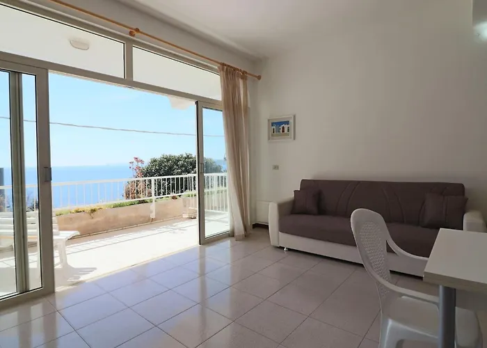 Apartmán Casa Nisea Modern Two-level With Sea View In *