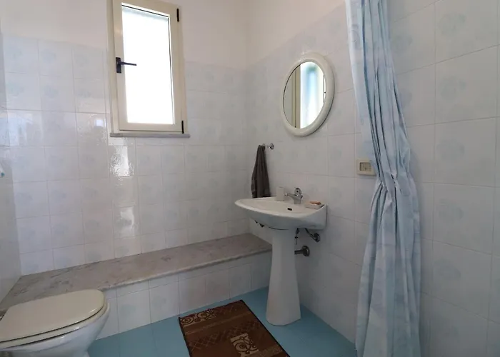 דירה Casa Nisea Modern Two-level With Sea View In סנטה צזריה טרמה